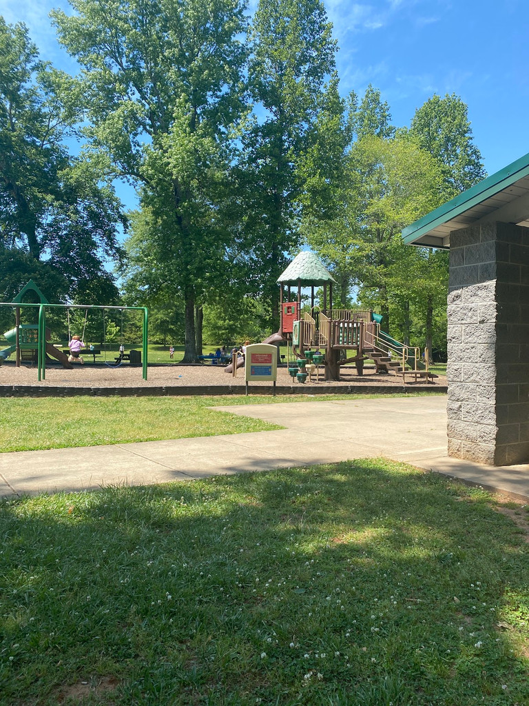Image of Poinsett Park on Seeker