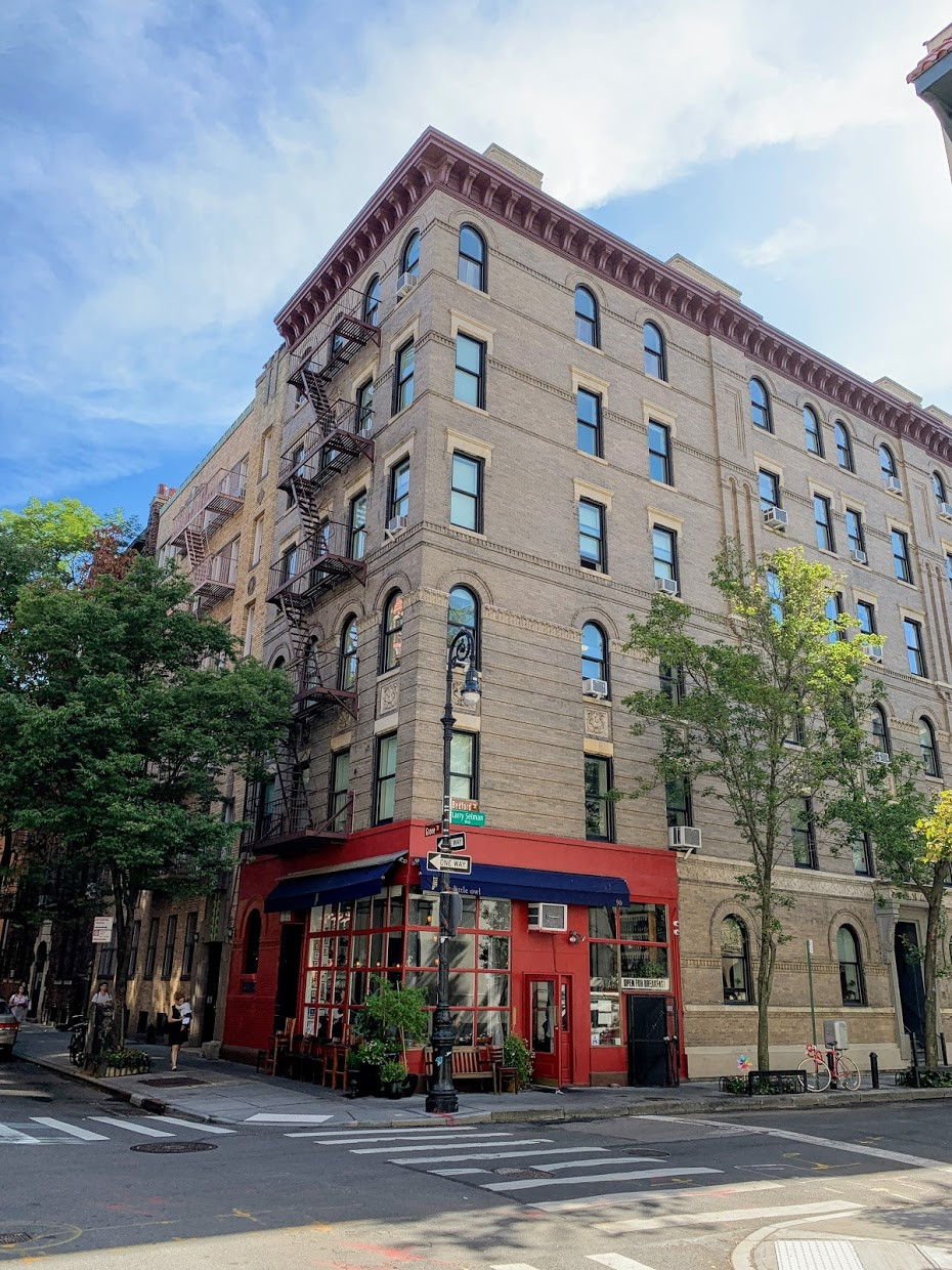 Friends Apartment Seeker