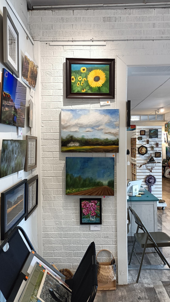 Image of White Rabbit Fine Arts Gallery on Seeker