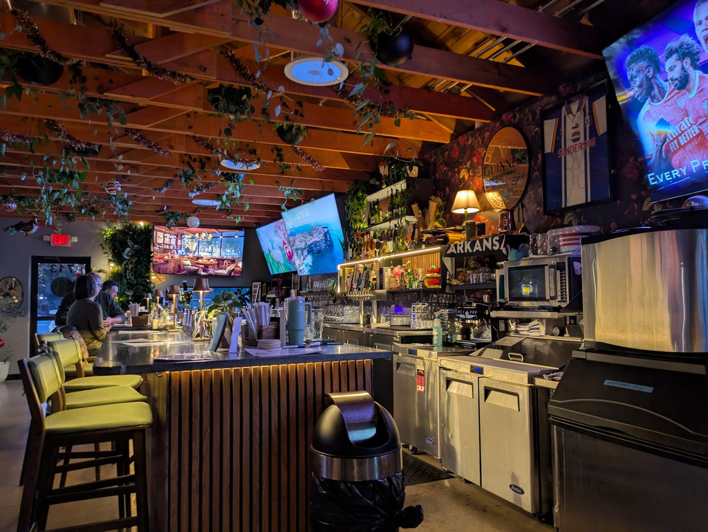 Image of Botanical at 8th & A on Seeker