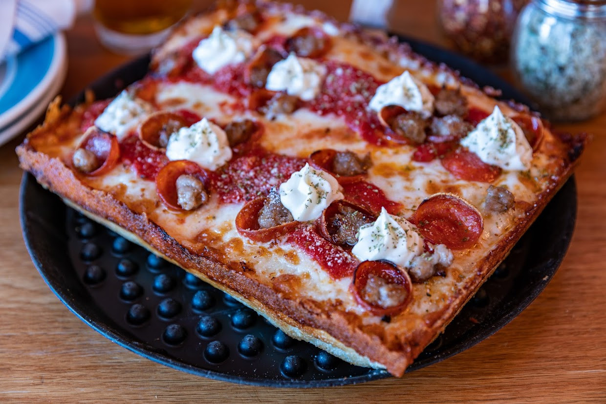 Blue Pan Pizza Congress Park Seeker