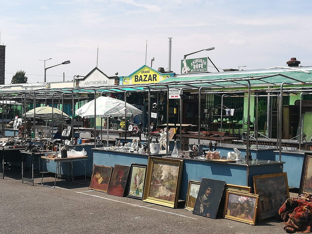 Image of Ecseri Flea Market on Seeker